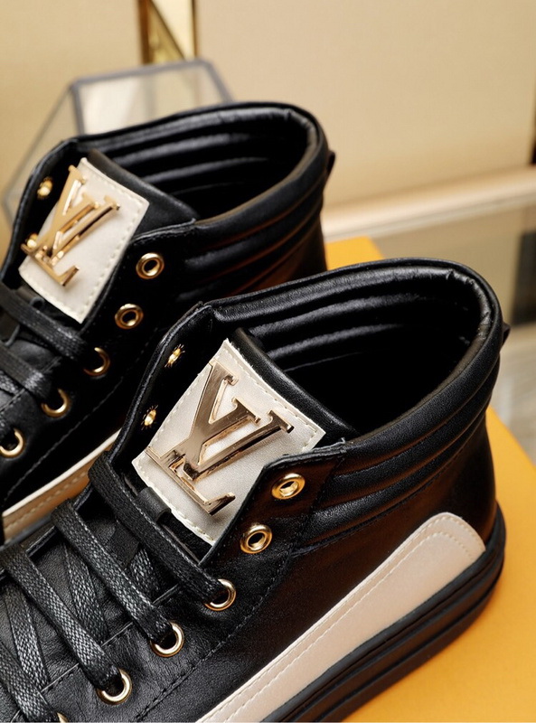 LV Men shoes 1;1 quality-2034