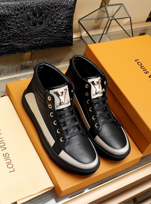 LV Men shoes 1;1 quality-2034