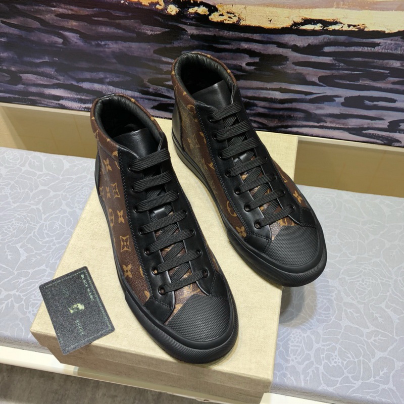 LV Men shoes 1;1 quality-2044