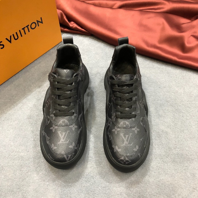 LV Men shoes 1;1 quality-2045