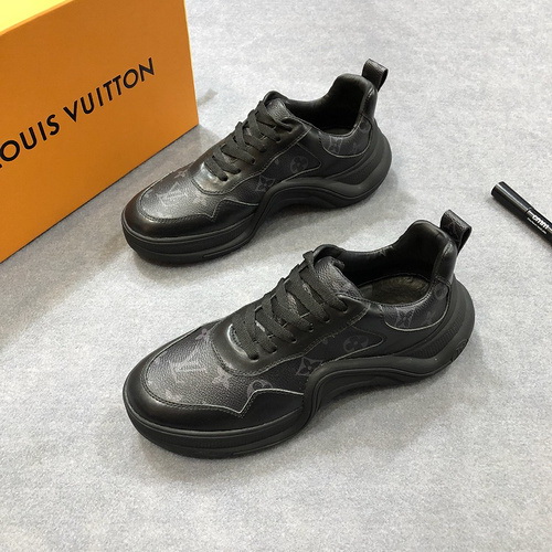 LV Men shoes 1;1 quality-2046