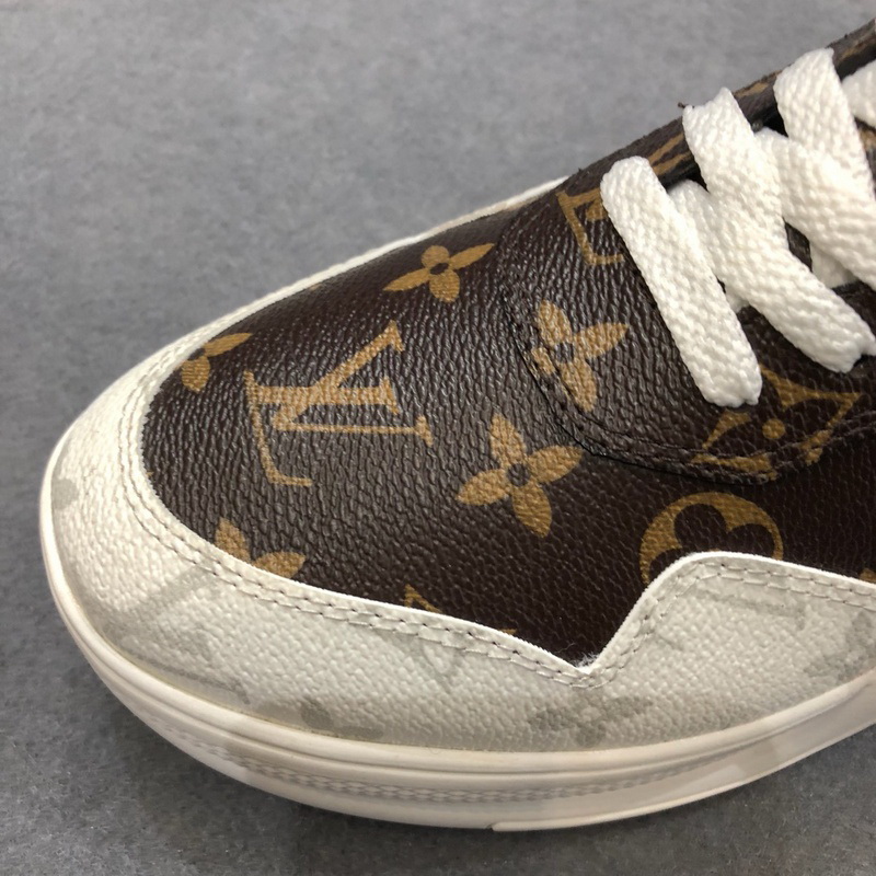 LV Men shoes 1;1 quality-2049