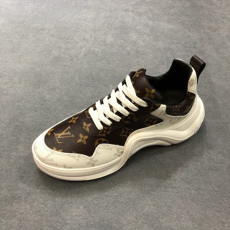 LV Men shoes 1;1 quality-2049