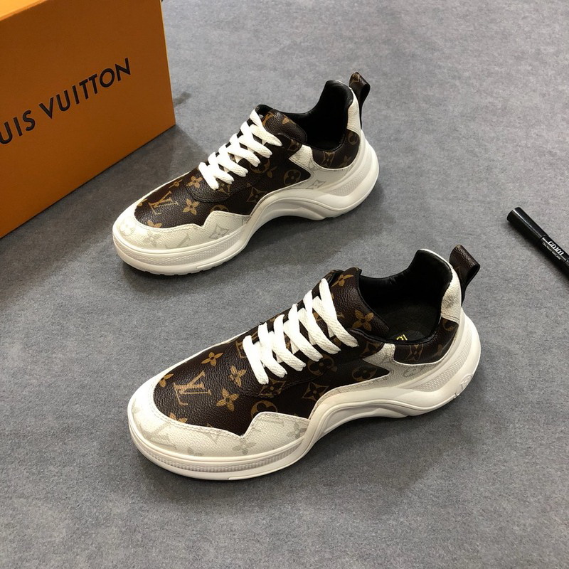 LV Men shoes 1;1 quality-2049