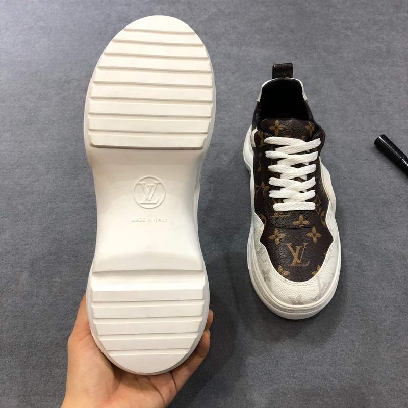 LV Men shoes 1;1 quality-2049