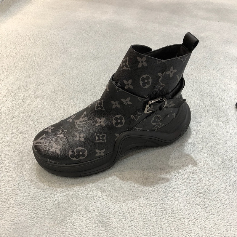 LV Men shoes 1;1 quality-2051