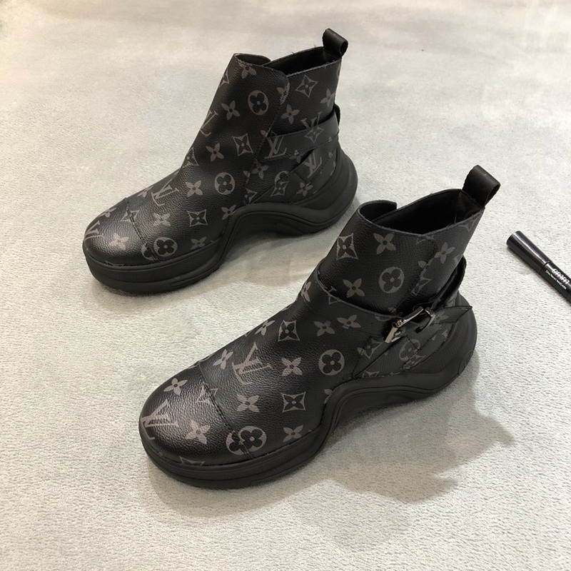 LV Men shoes 1;1 quality-2051