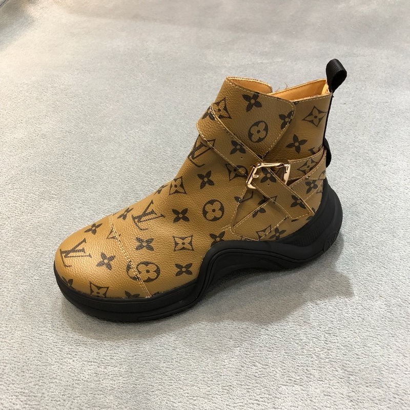 LV Men shoes 1;1 quality-2052