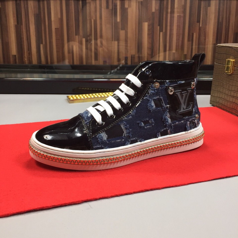 LV Men shoes 1;1 quality-2055