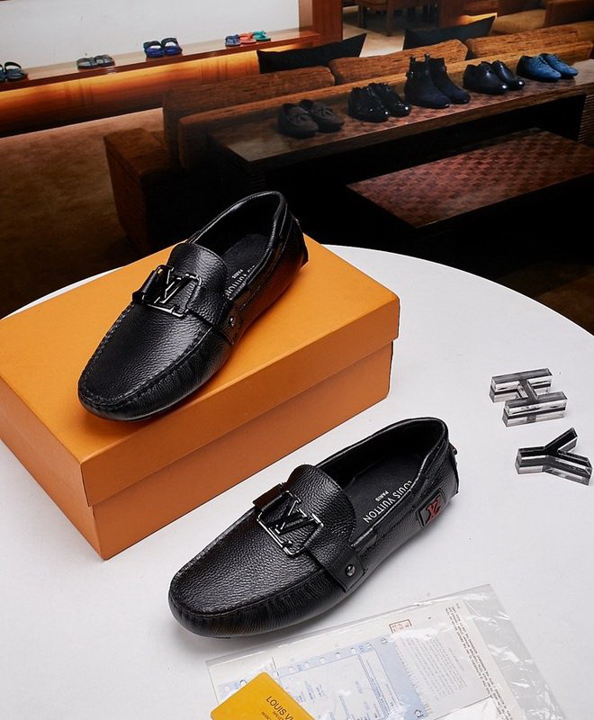 LV Men shoes 1;1 quality-2058