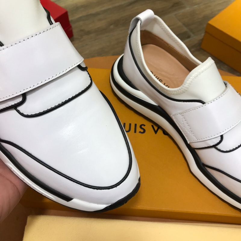 LV Men shoes 1;1 quality-2066