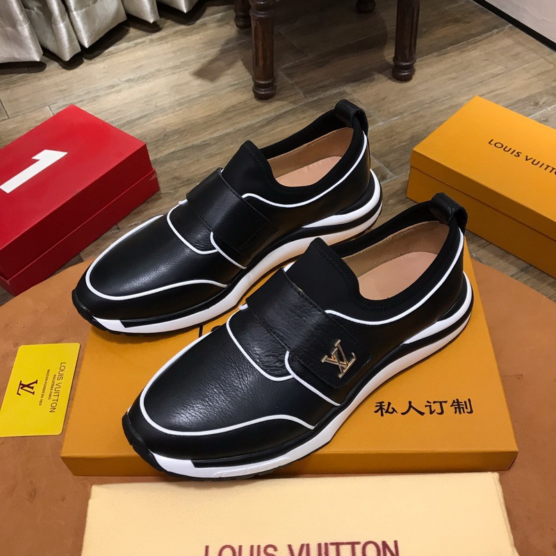 LV Men shoes 1;1 quality-2068