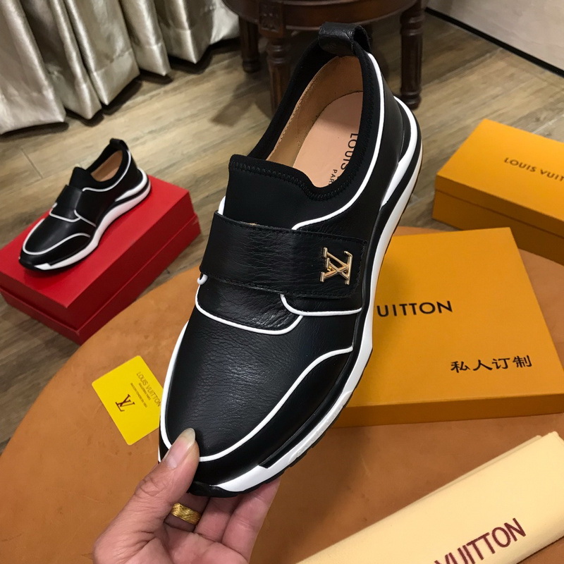 LV Men shoes 1;1 quality-2068