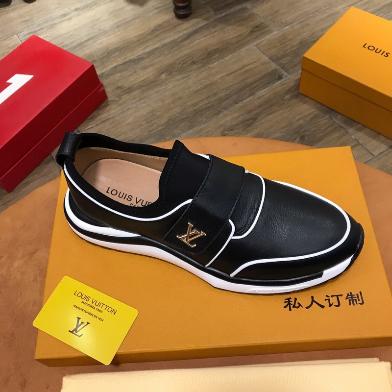 LV Men shoes 1;1 quality-2068