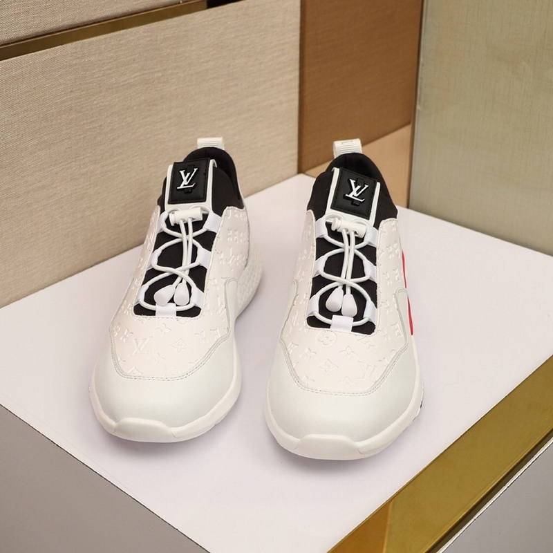 LV Men shoes 1;1 quality-2070