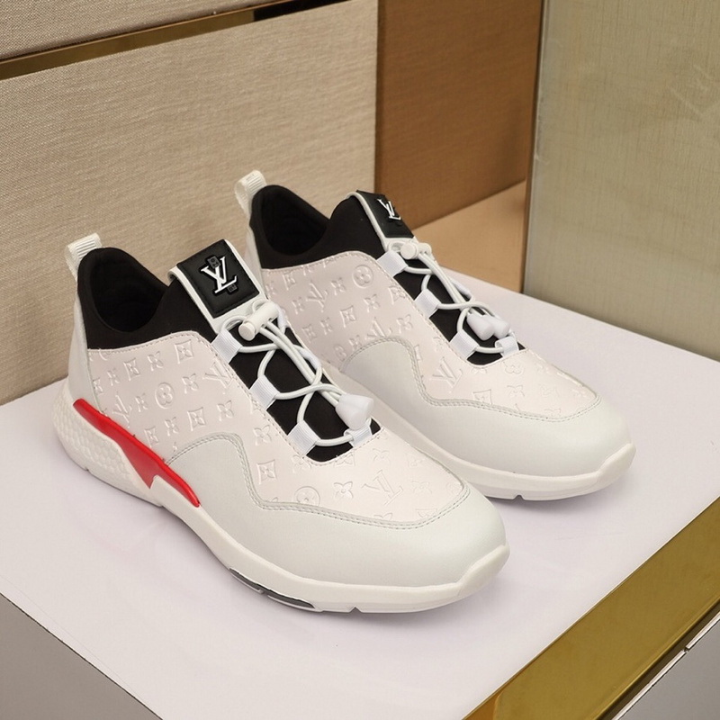 LV Men shoes 1;1 quality-2070