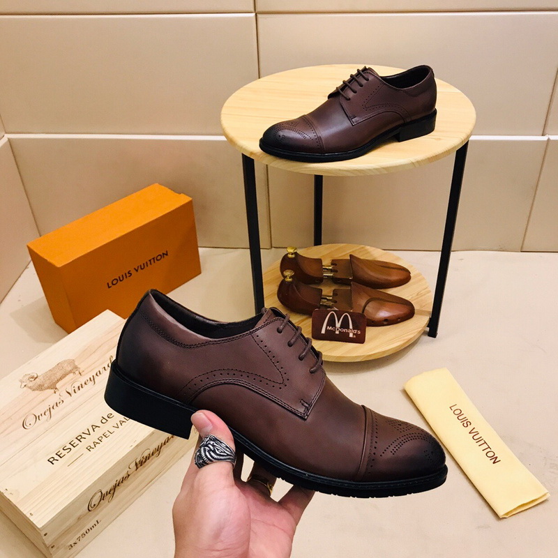 LV Men shoes 1;1 quality-2072