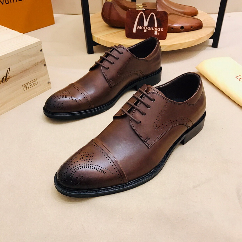 LV Men shoes 1;1 quality-2072