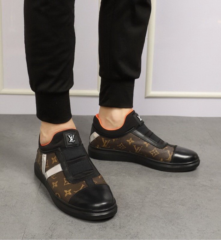 LV Men shoes 1;1 quality-2073