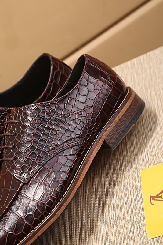 LV Men shoes 1;1 quality-2075