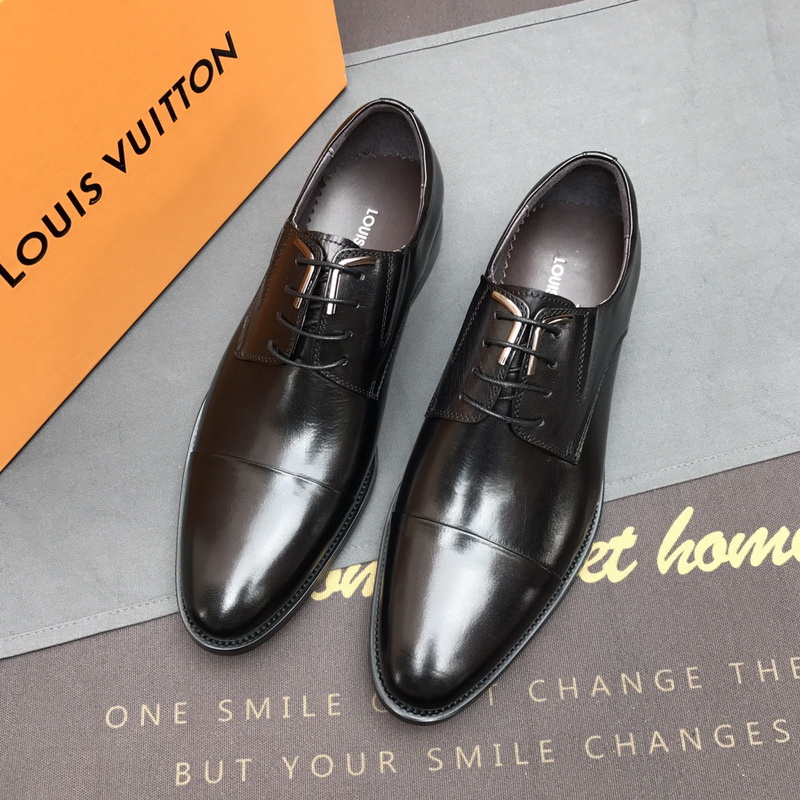 LV Men shoes 1;1 quality-2079