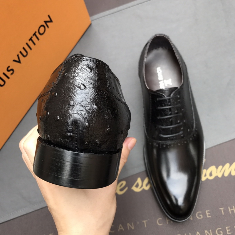 LV Men shoes 1;1 quality-2081