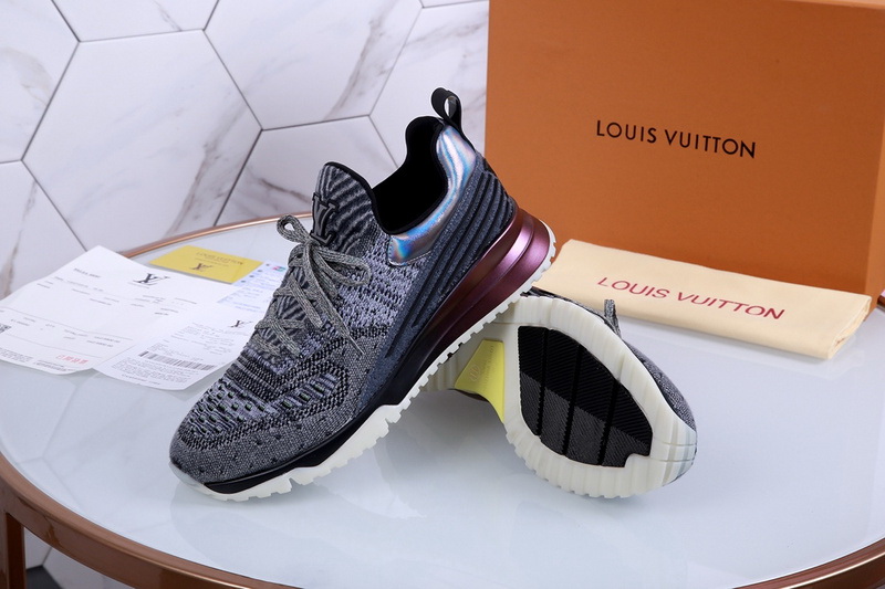 LV Men shoes 1;1 quality-2087