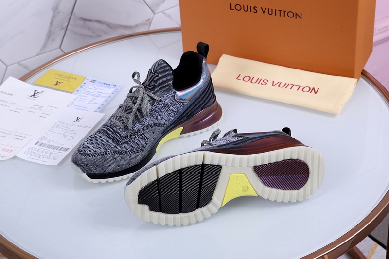 LV Men shoes 1;1 quality-2087