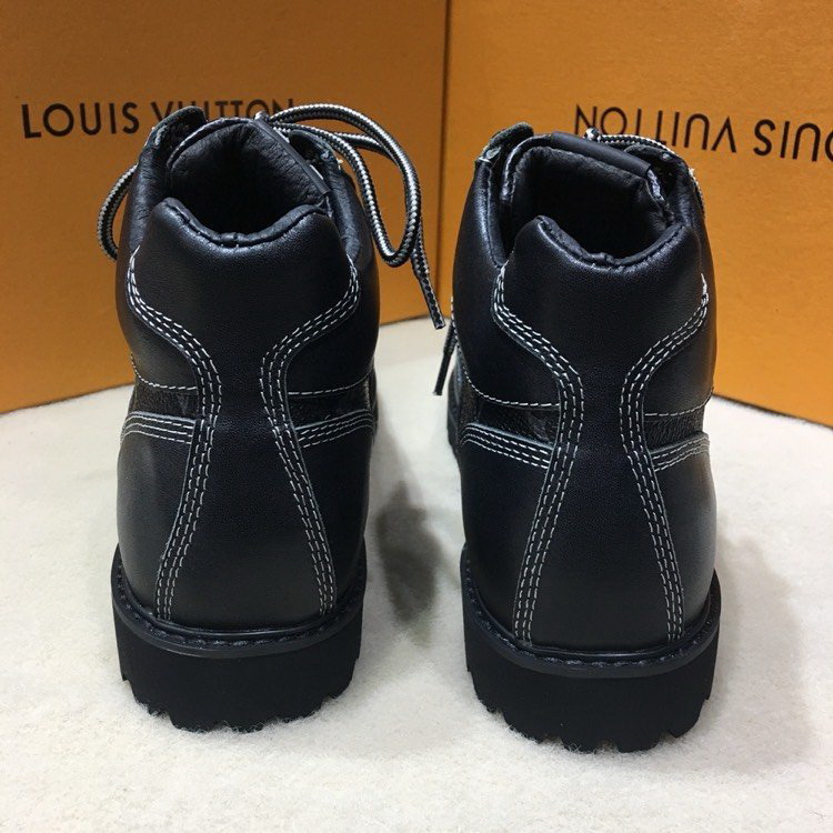 LV Men shoes 1;1 quality-2088