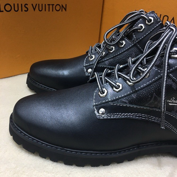 LV Men shoes 1;1 quality-2088