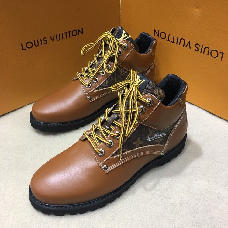 LV Men shoes 1;1 quality-2089