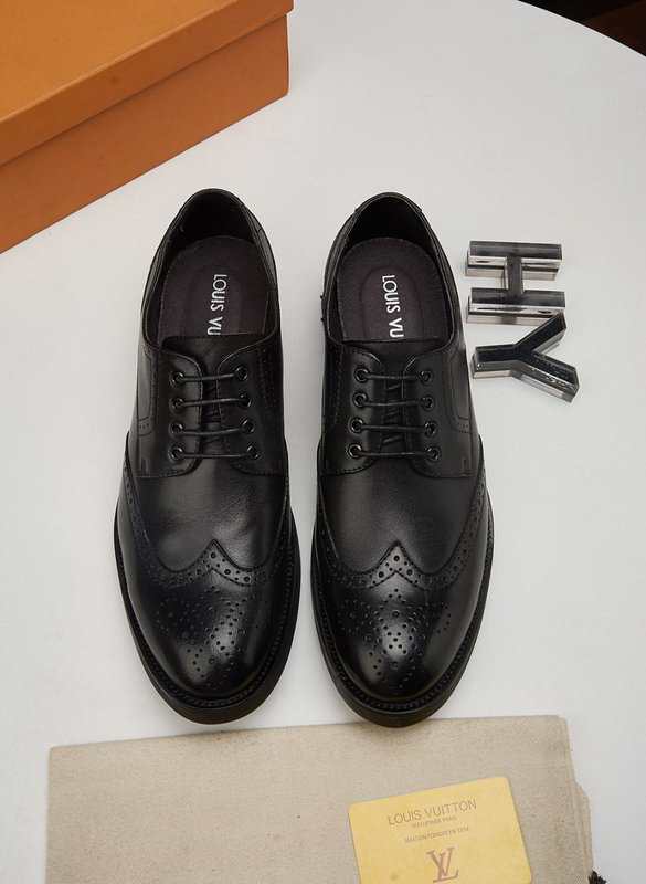 LV Men shoes 1;1 quality-2095