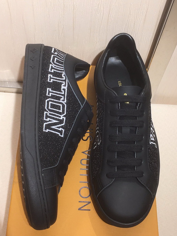 LV Men shoes 1;1 quality-2099