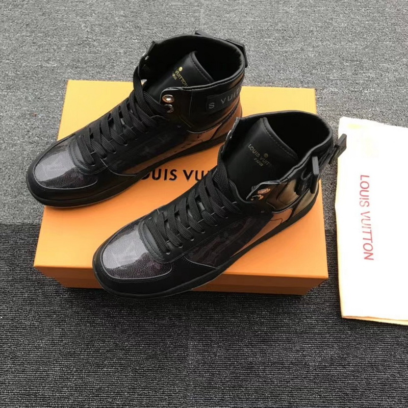 LV Men shoes 1;1 quality-2101