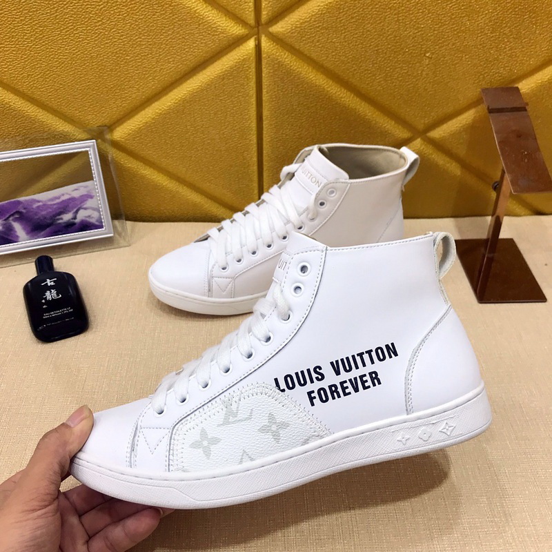 LV Men shoes 1;1 quality-2106