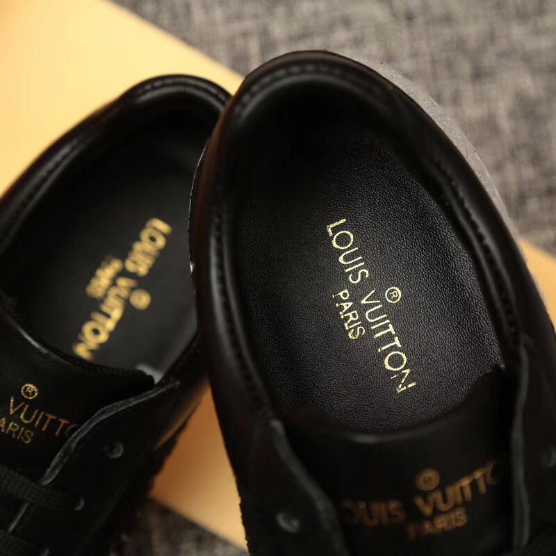 LV Men shoes 1;1 quality-2107