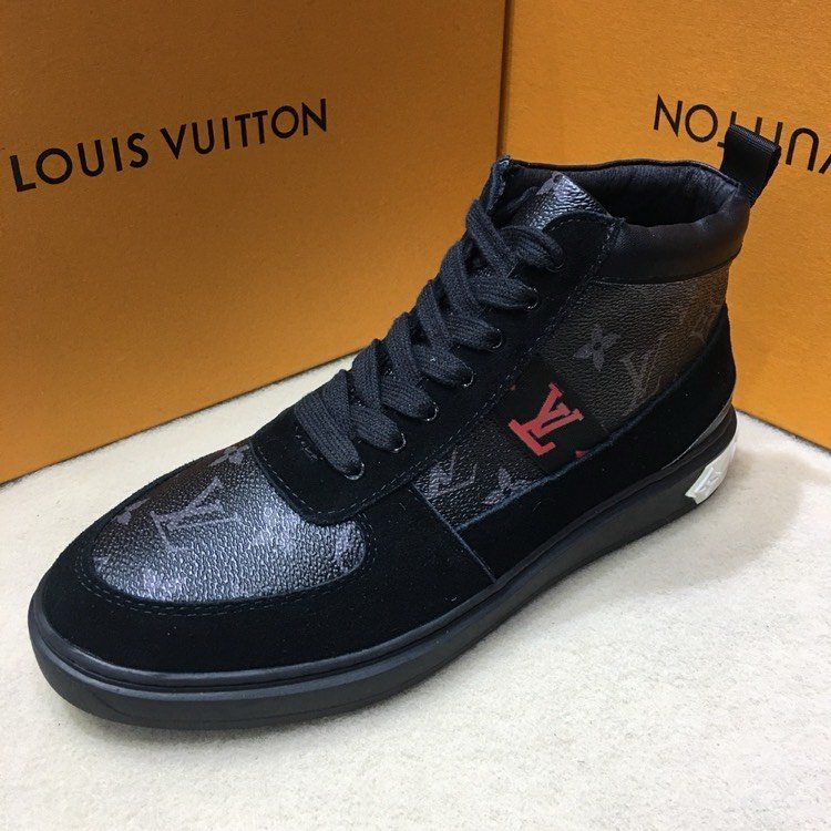 LV Men shoes 1;1 quality-2110