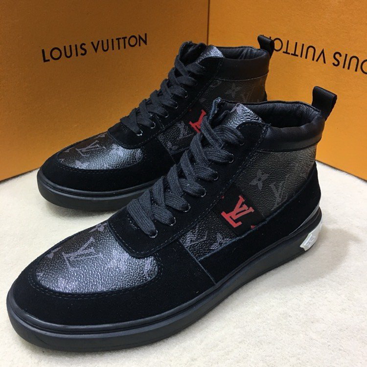 LV Men shoes 1;1 quality-2110