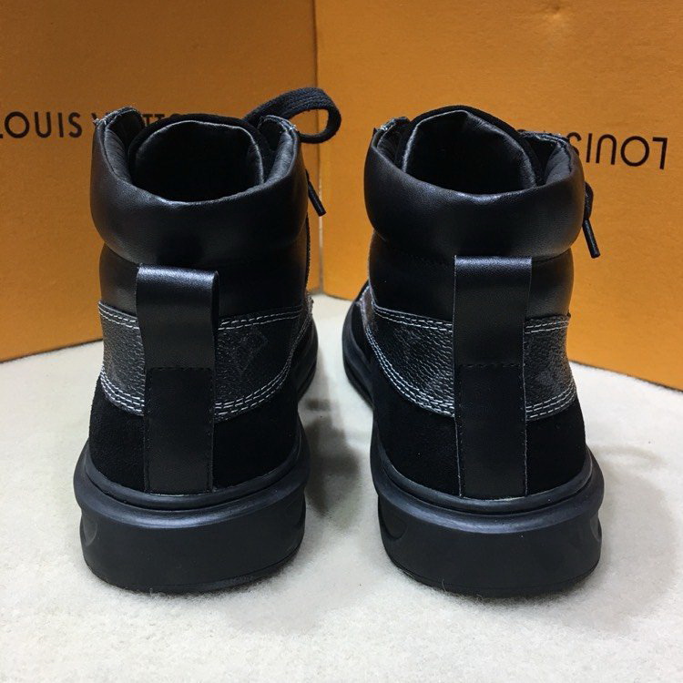 LV Men shoes 1;1 quality-2111