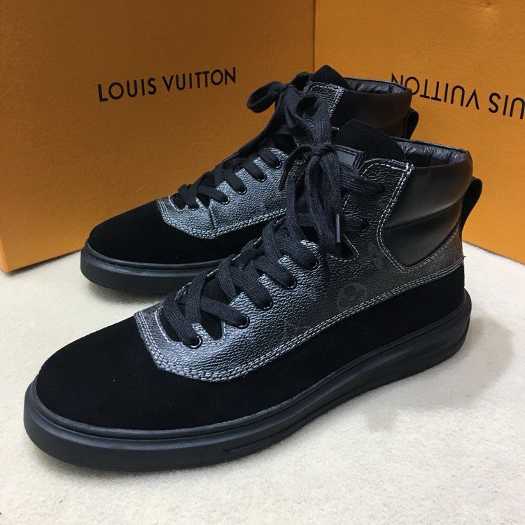 LV Men shoes 1;1 quality-2111