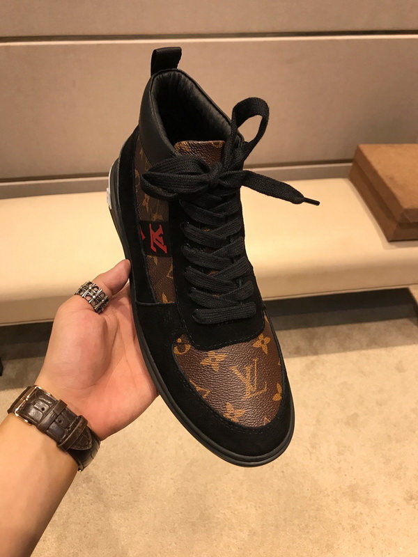 LV Men shoes 1;1 quality-2126