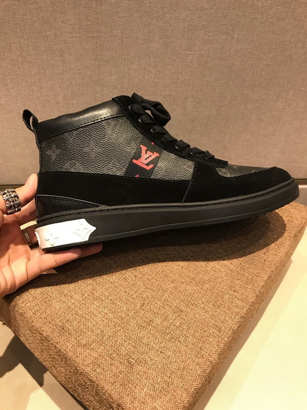 LV Men shoes 1;1 quality-2127