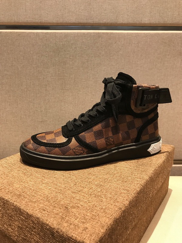 LV Men shoes 1;1 quality-2128