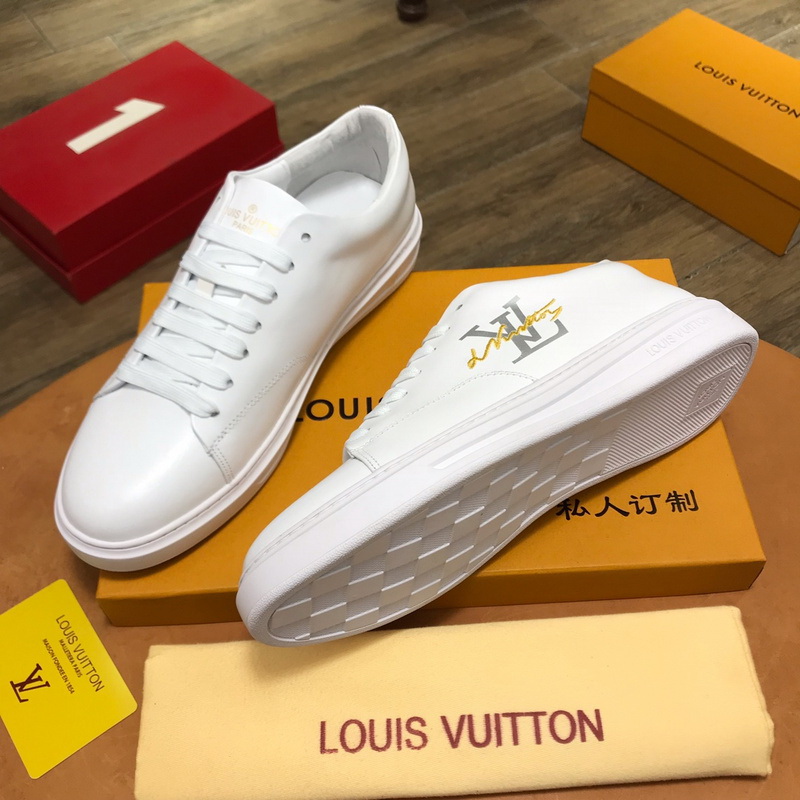 LV Men shoes 1;1 quality-2132