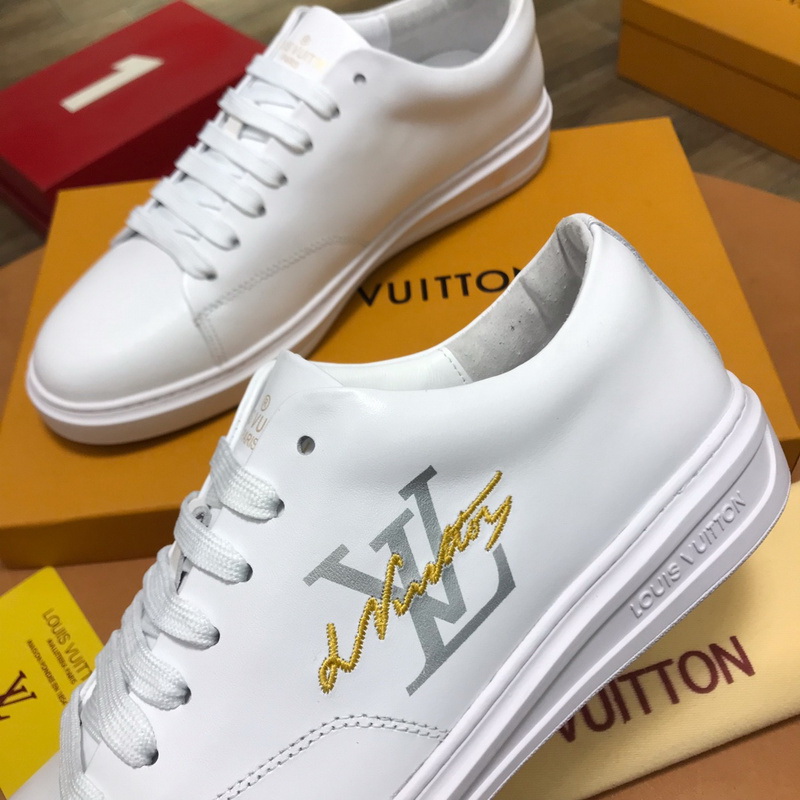 LV Men shoes 1;1 quality-2132