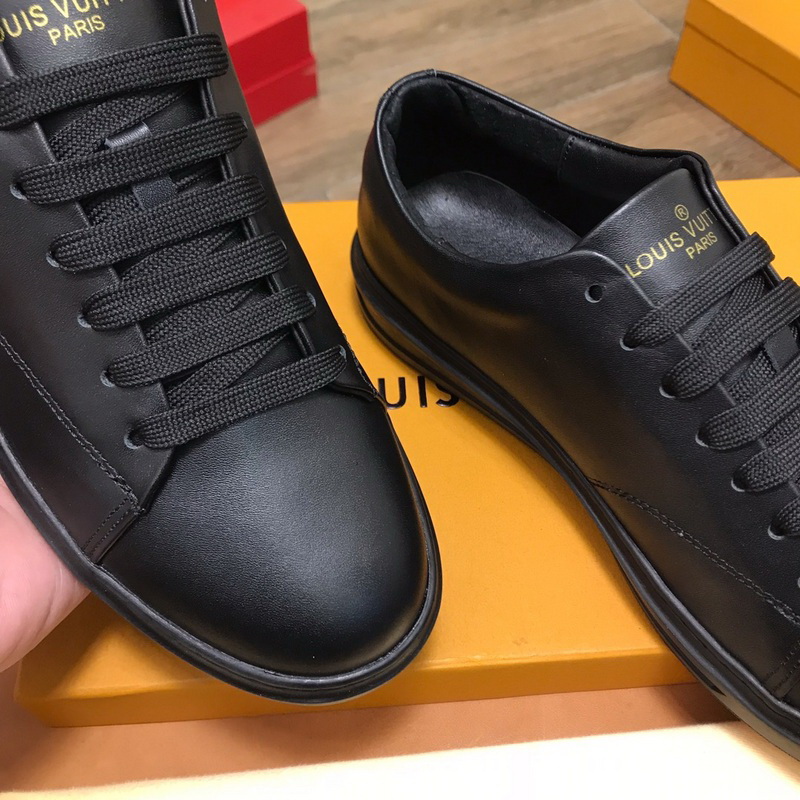 LV Men shoes 1;1 quality-2133