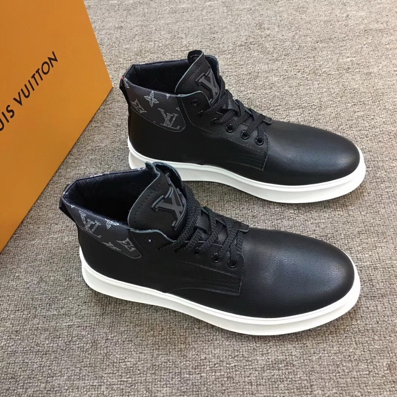 LV Men shoes 1;1 quality-2135