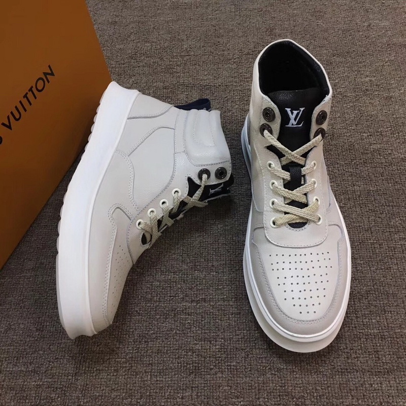 LV Men shoes 1;1 quality-2138