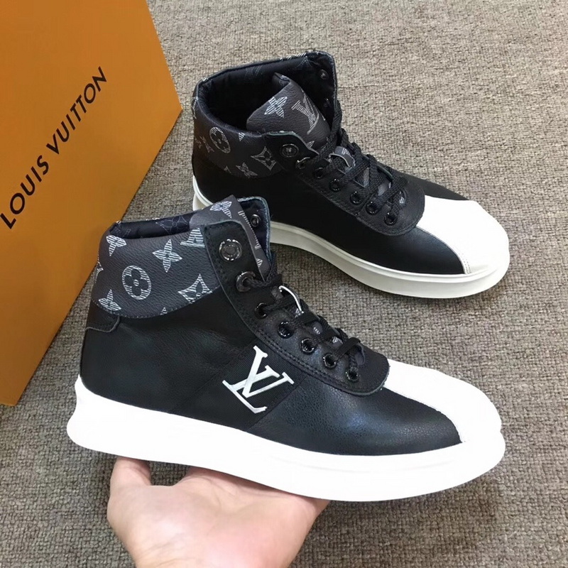 LV Men shoes 1;1 quality-2139