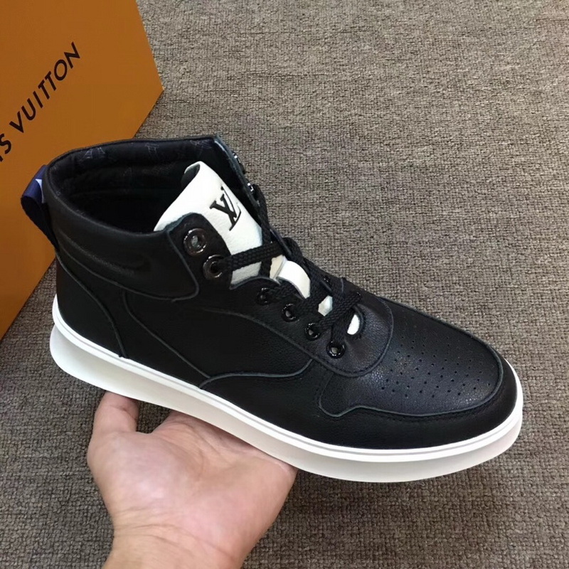 LV Men shoes 1;1 quality-2140